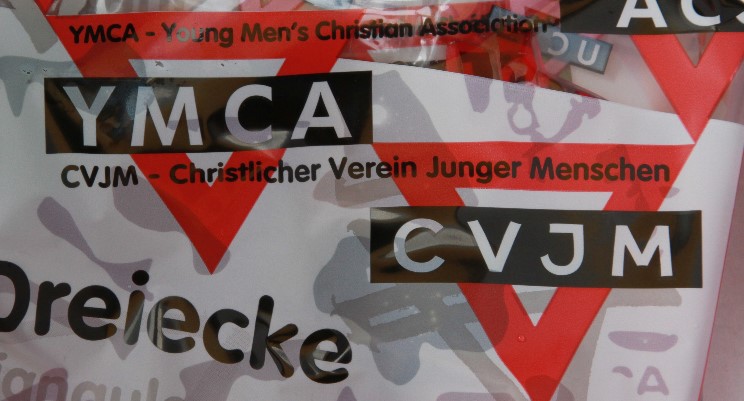 Weihnachtsbaum-Aktion des CVJM Hochelheim/Hörnsheim